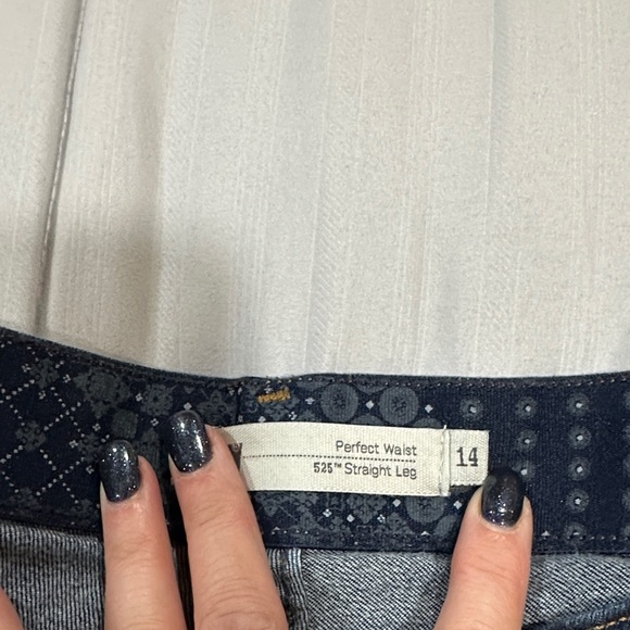 Perfect waist 525 straight leg Levi's Denim Jeans (J308) - Picture 4 of 6